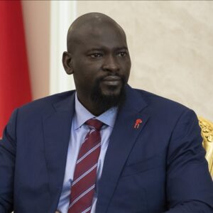 Guinée/ Doumbouya met en garde contre l’exportation de l’or brut