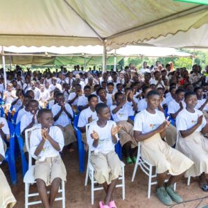 Togo/ Rentrée scolaire 2026-2027 : plus de 150 000 filles reçoivent des kits scolaires